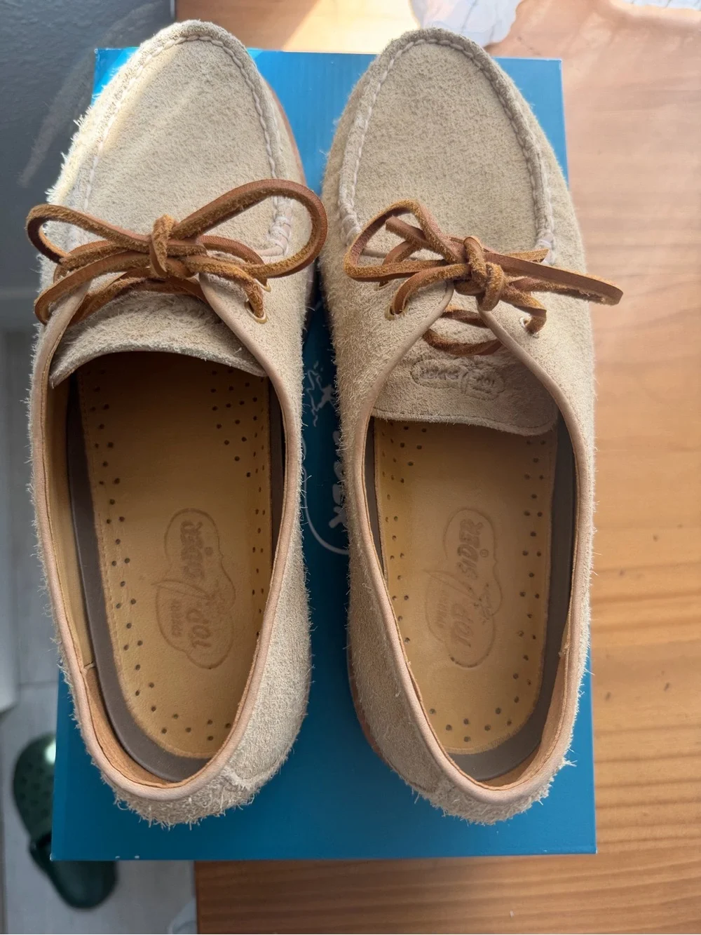 Sperry Top-Sider Tan Suede Captain Oxford